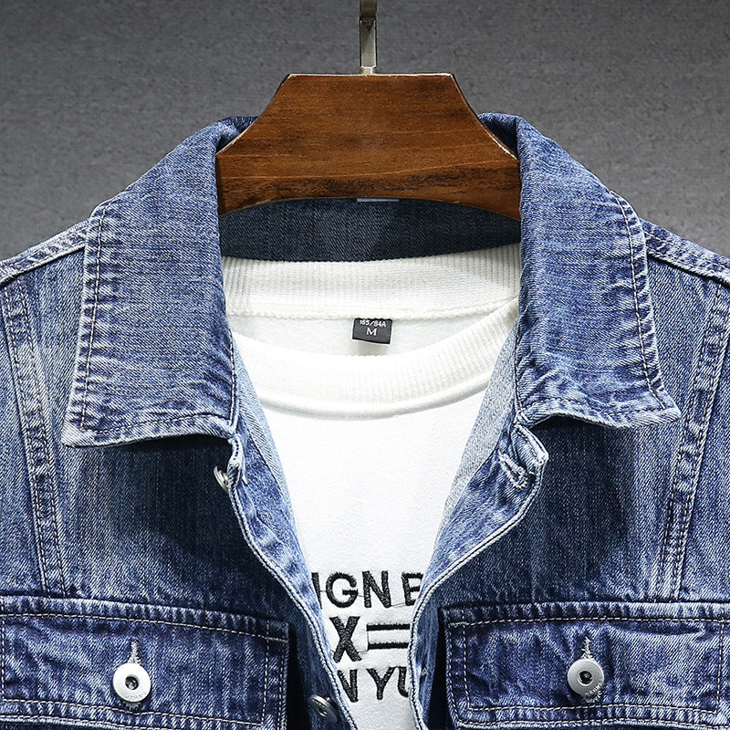 Męska kurtka dżinsowa z kieszeniami na guziki