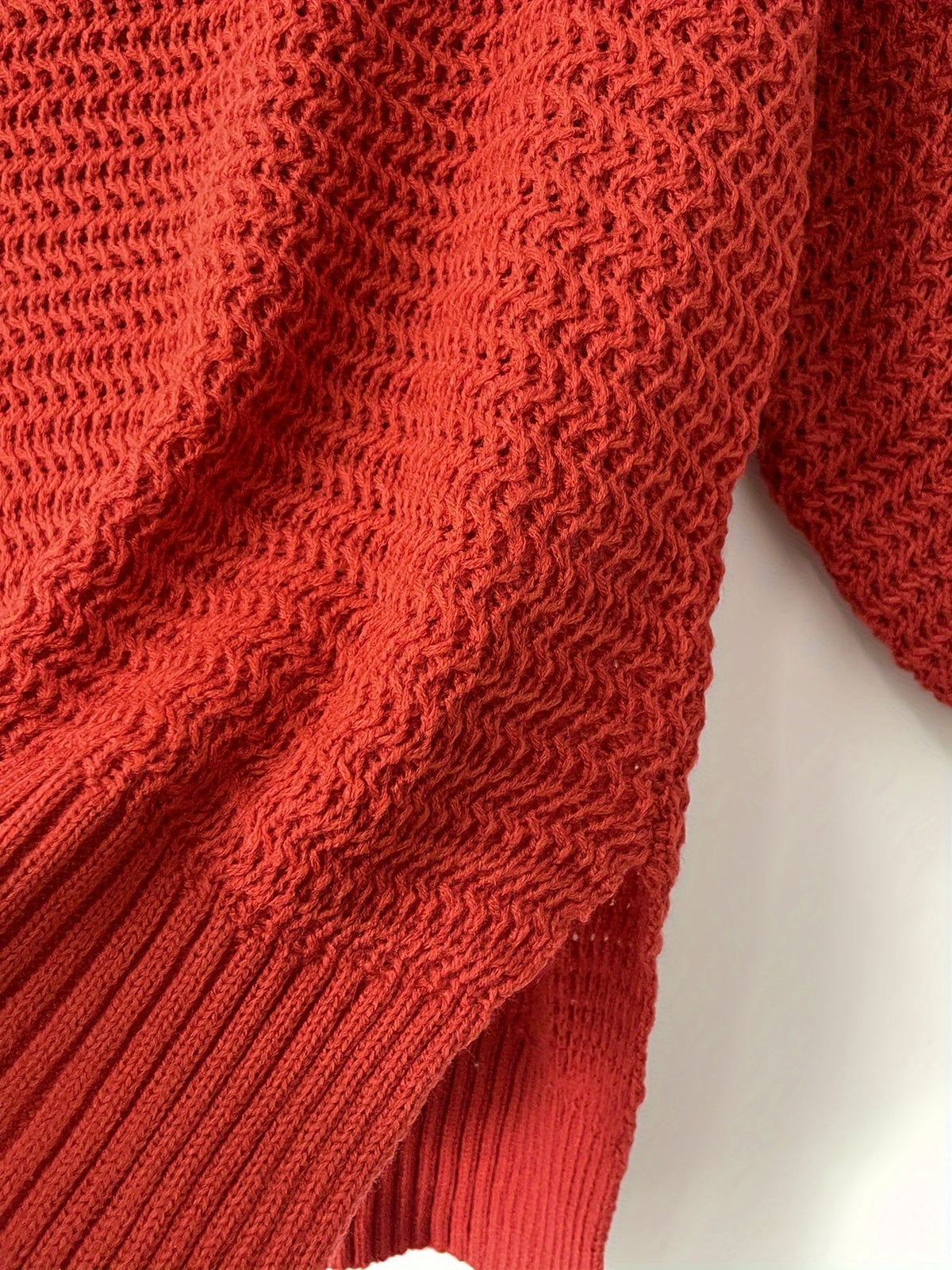 Evangeline | Teksturowany sweter z wysokim i niskim dekoltem 4
