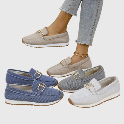 Damskie wsuwane sneakersy z metalową klamrą